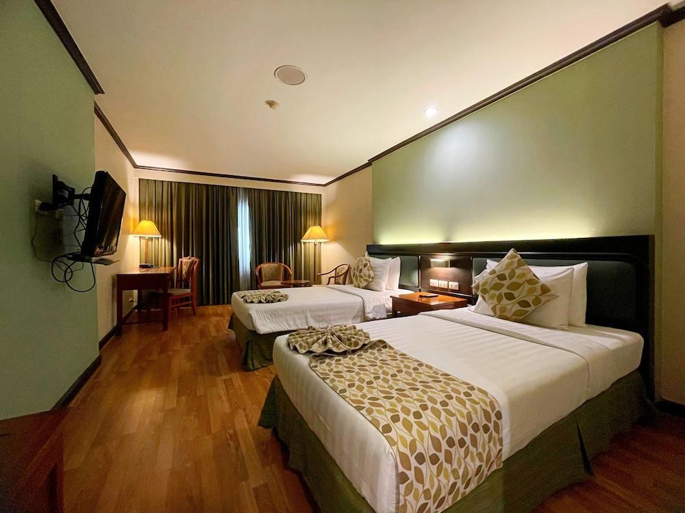 Arawana Regency Park Sukhumvit Room Type - Deluxe Premium Twin Room Arawana Regency Park Sukhumvit Room Type - Deluxe Premium Twin Room