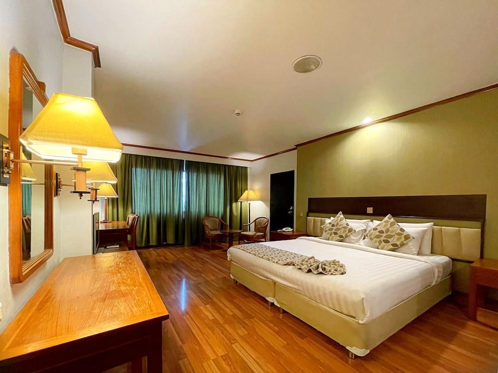 Arawana Regency Park Sukhumvit Room Type - Deluxe King Room Arawana Regency Park Sukhumvit Room Type - Deluxe King Room