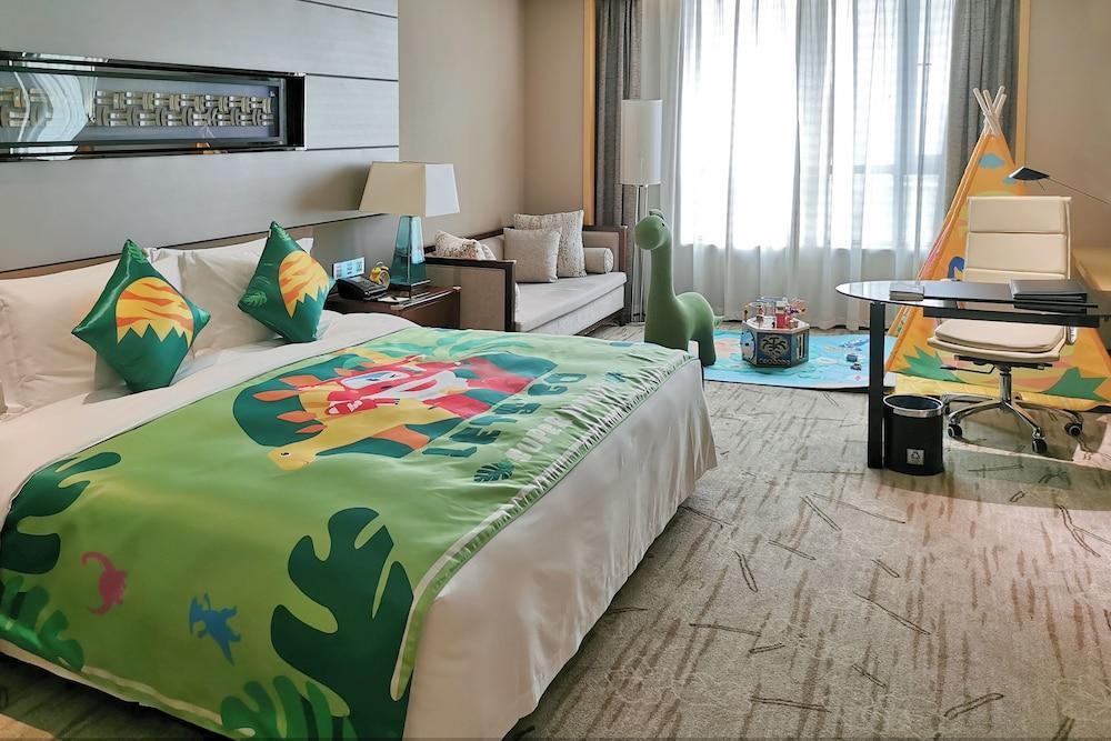 Swissôtel Guangzhou Room Type - Swiss Signature Room King
