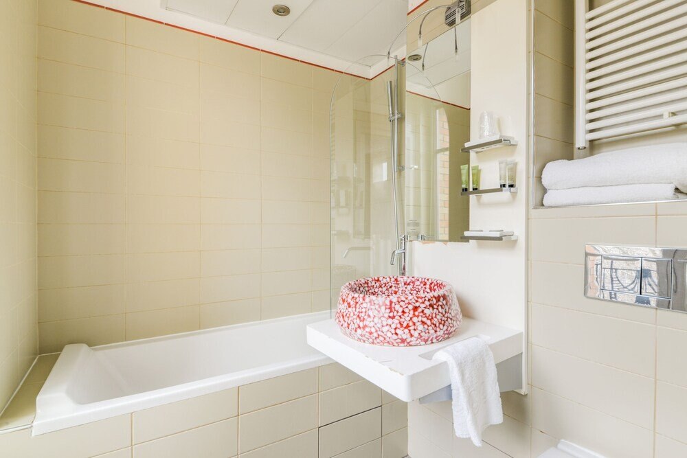 Pavillon Nation Room Type - Standard Twin Room