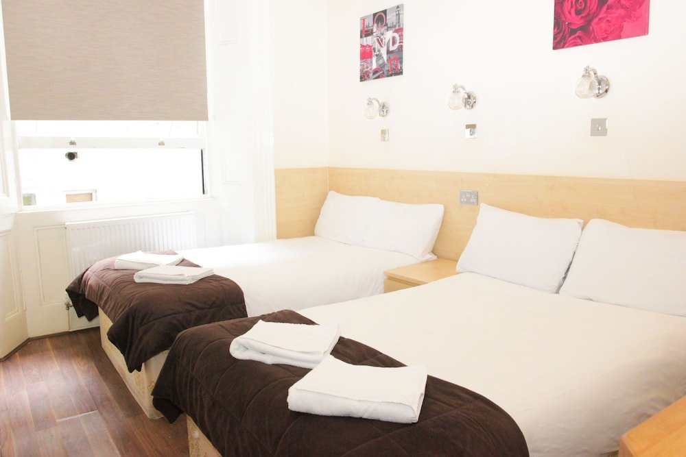 Tony's House Hotel Room Type - Triple Room