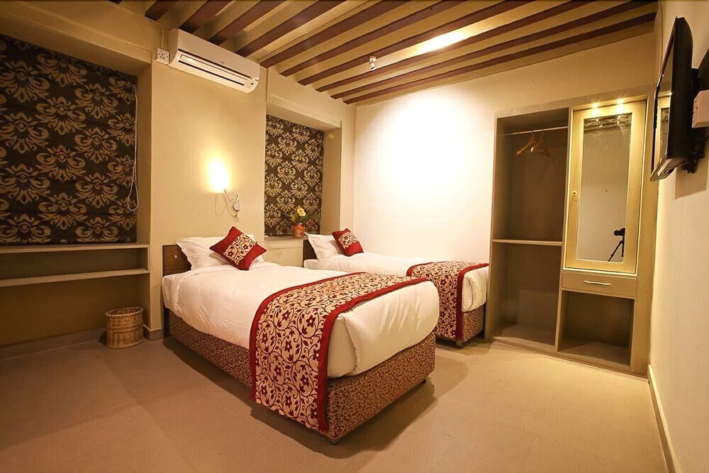 Hotel Heranya Room Type - Deluxe Twin Room