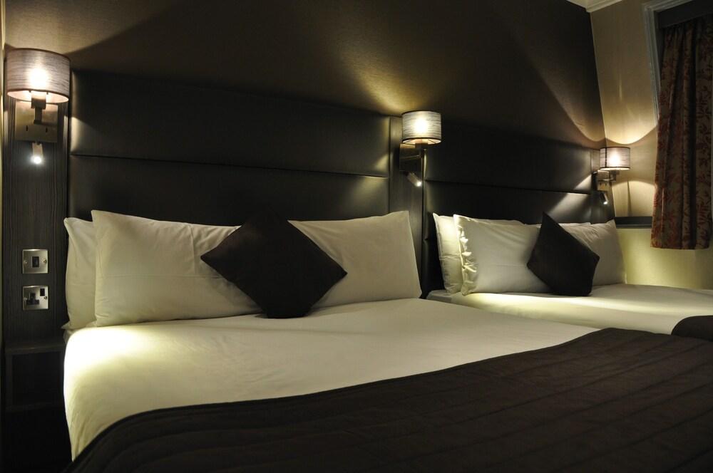 Brunel Hotel Paddington Room Type - Family Room Brunel Hotel Paddington Room Type - Family Room
