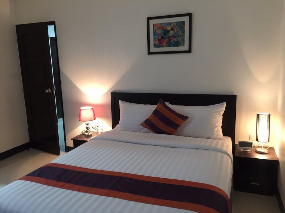 Studio Residence Bangkok Sukhumvit 71 - Tap to explore photos