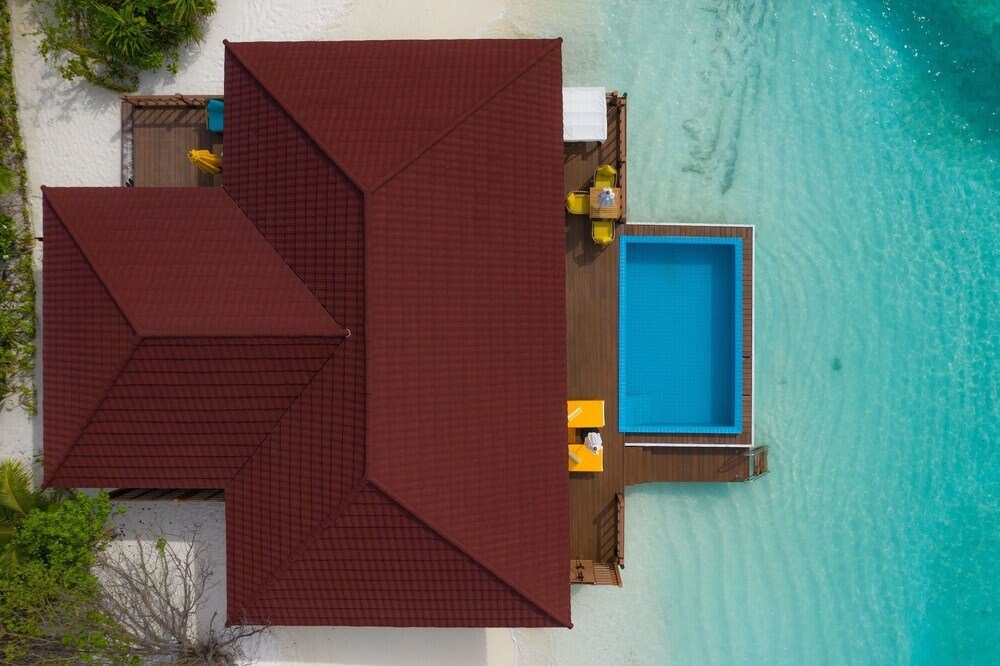 Dhigufaru Island Resort Room Type - Sangu Suite