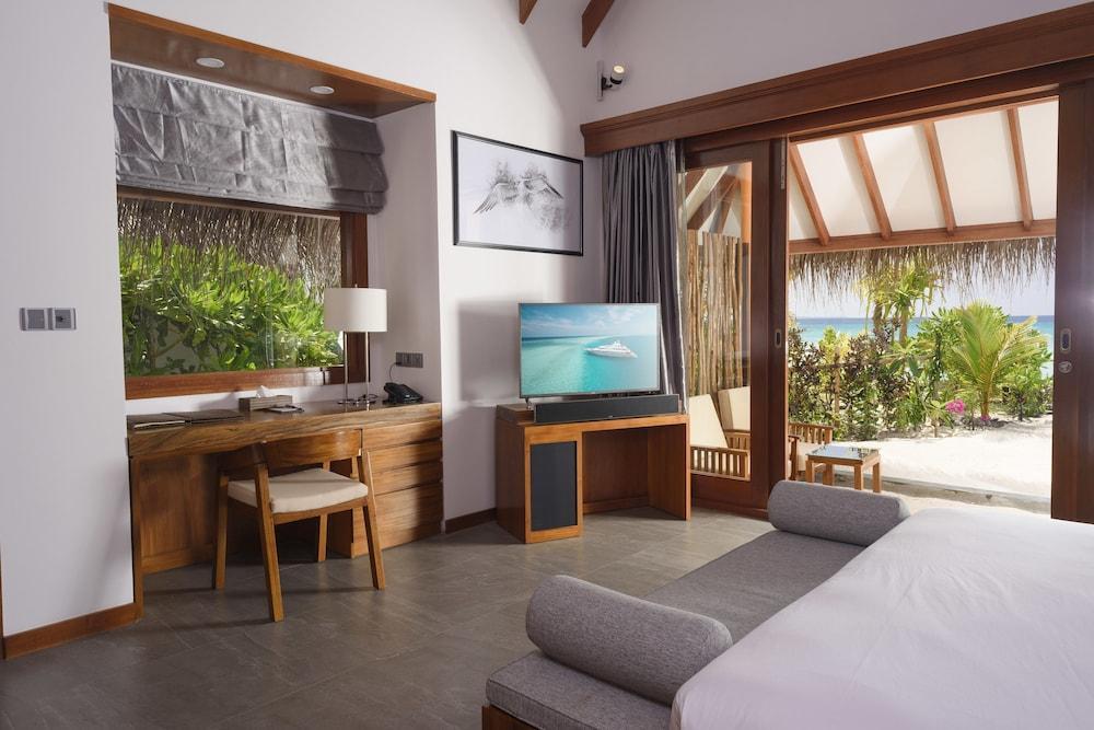 Dhigufaru Island Resort Room Type - Sunset Beach Villa