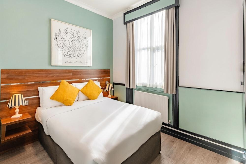 Huttons Hotel London Room Type - Double Room