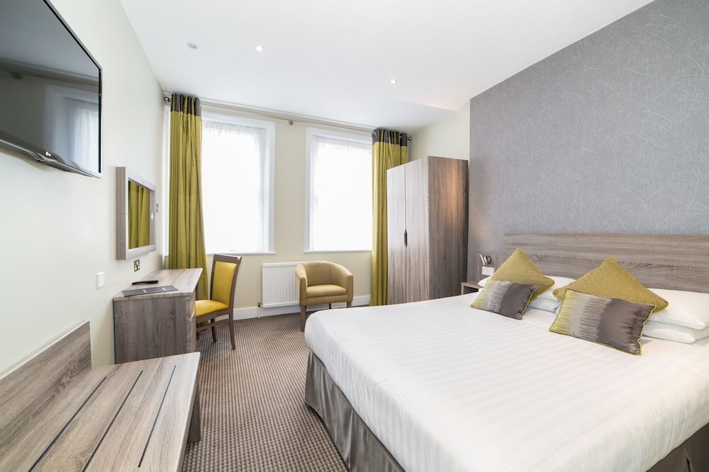 Phoenix Hotel Room Type - Executive Double Room