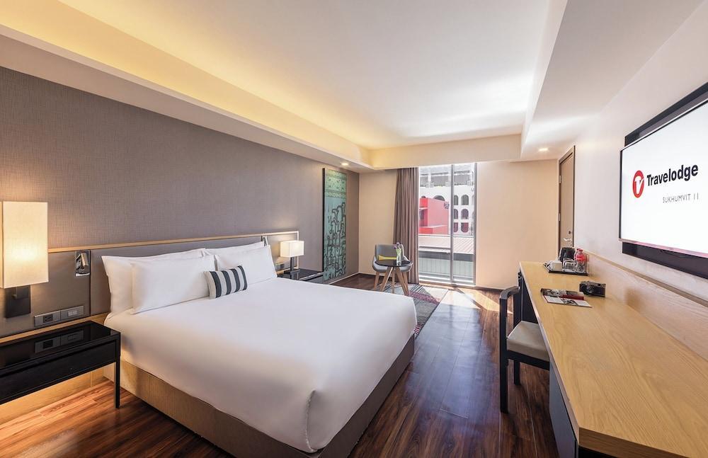 Travelodge Sukhumvit 11 Room Type - Premium Deluxe Plus