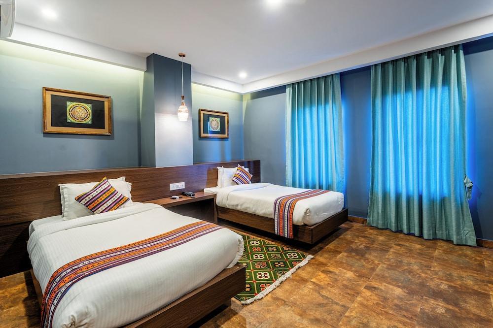 Hotel Yukhang Room Type - Deluxe Twin Room
