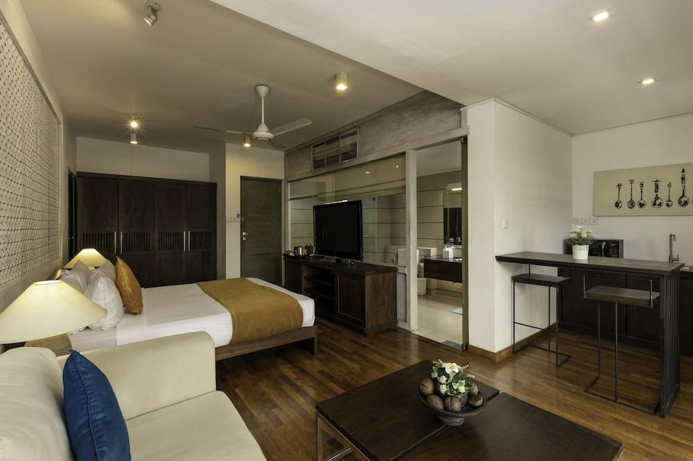 Rockwell Colombo Room Type - Grand Suite, 1 King Bed, Kitchenette, City View Rockwell Colombo Room Type - Grand Suite, 1 King Bed, Kitchenette, City View