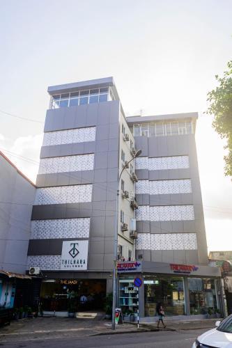 Thilhara Days Inn - Tap to explore photos