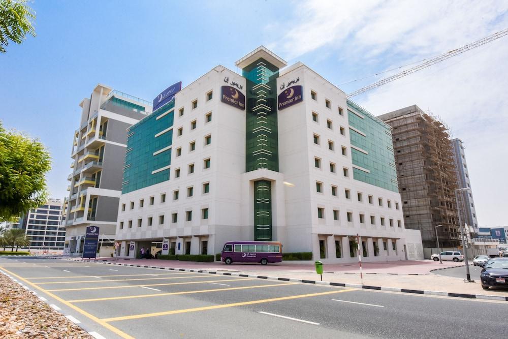 Premier Inn Dubai Silicon Oasis – An Emirates Group Company - Tap to explore photos