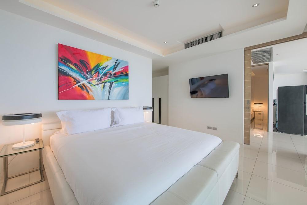The View Phuket By Resava Room Type - Luxury Villa, 2 Bedrooms, Seaview ( Sunset Villas, Jacuzzi) The View Phuket By Resava Room Type - Luxury Villa, 2 Bedrooms, Seaview ( Sunset Villas, Jacuzzi)