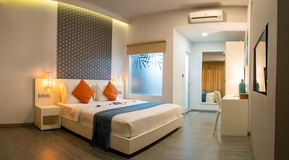 Velana Beach Hotel Maldives Room Type - Standard Island View with Balcony Velana Beach Hotel Maldives Room Type - Standard Island View with Balcony
