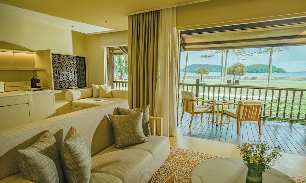 Pelangi Beach Resort & Spa, Langkawi Room Type - Pelangi Suite