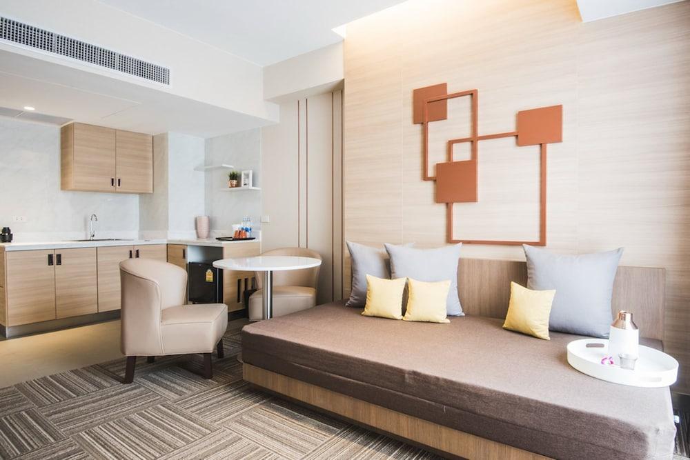 TwoThree - A Homely Hotel Room Type - Executive Suite