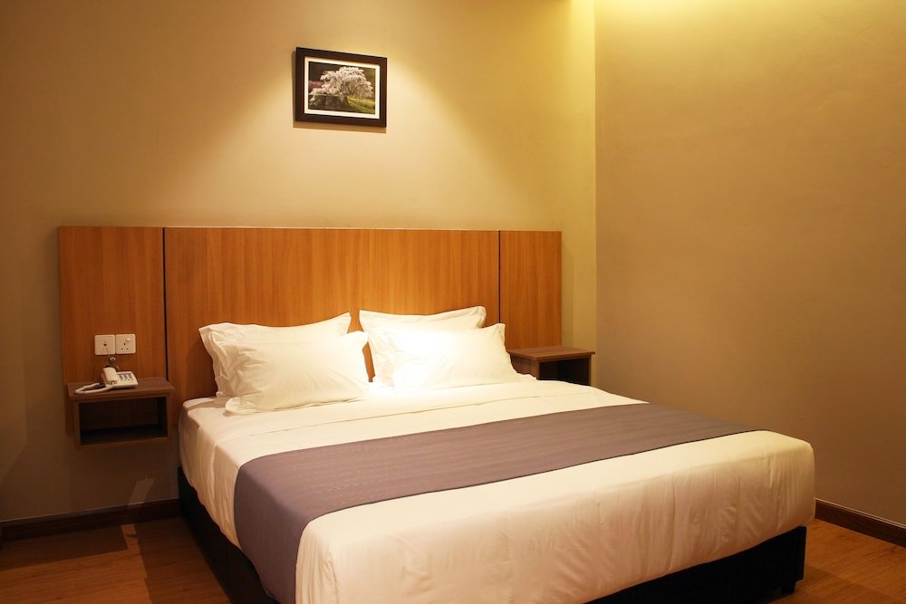 Ahyu Hotel Room Type - Standard Room, 1 King Bed, No Windows