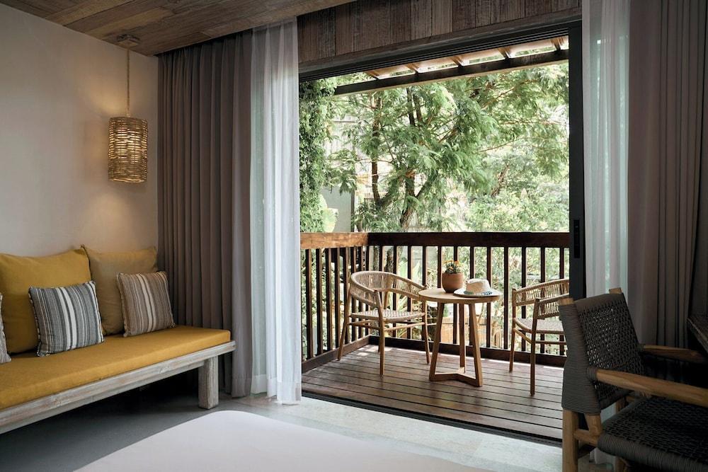 Dinso Resort & Villas Phuket, Vignette Collection by IHG Room Type - Premium Room, 2 Twin Beds, Garden View