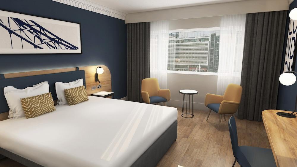 The Tower Hotel, by Thistle Room Type - Superior Room, 1 King Bed