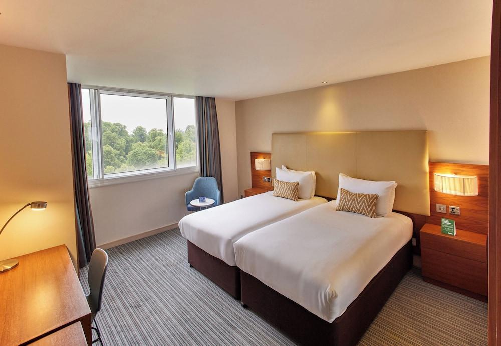Thistle London Hyde Park Kensington Gardens Room Type - Deluxe Twin Room, 2 Twin Beds