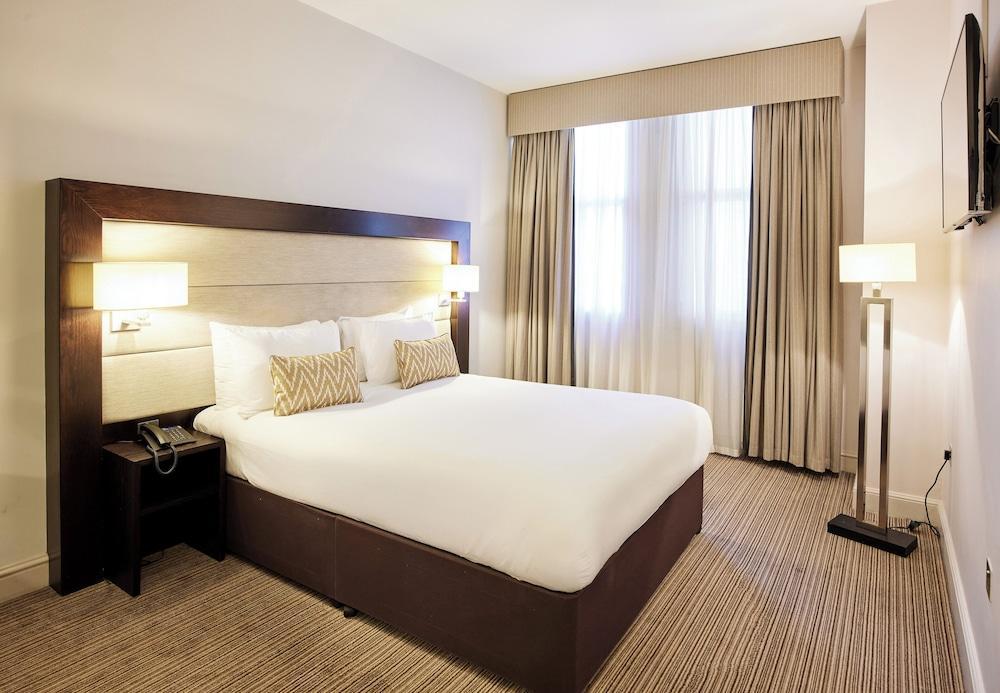 Thistle London Holborn Room Type - Standard Double Room, 1 Double Bed