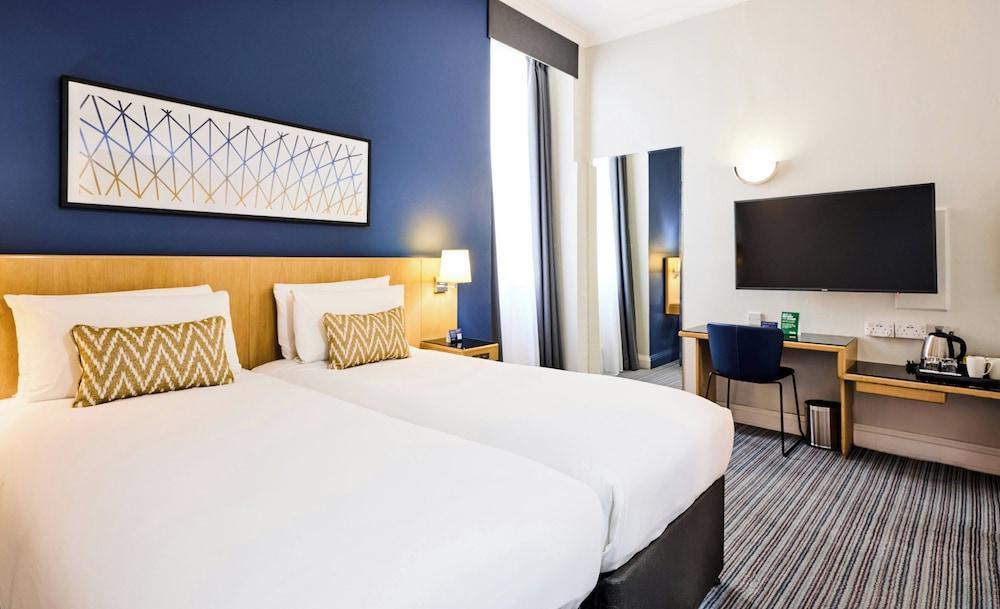 Thistle London Bloomsbury Park Room Type - Standard Twin Room