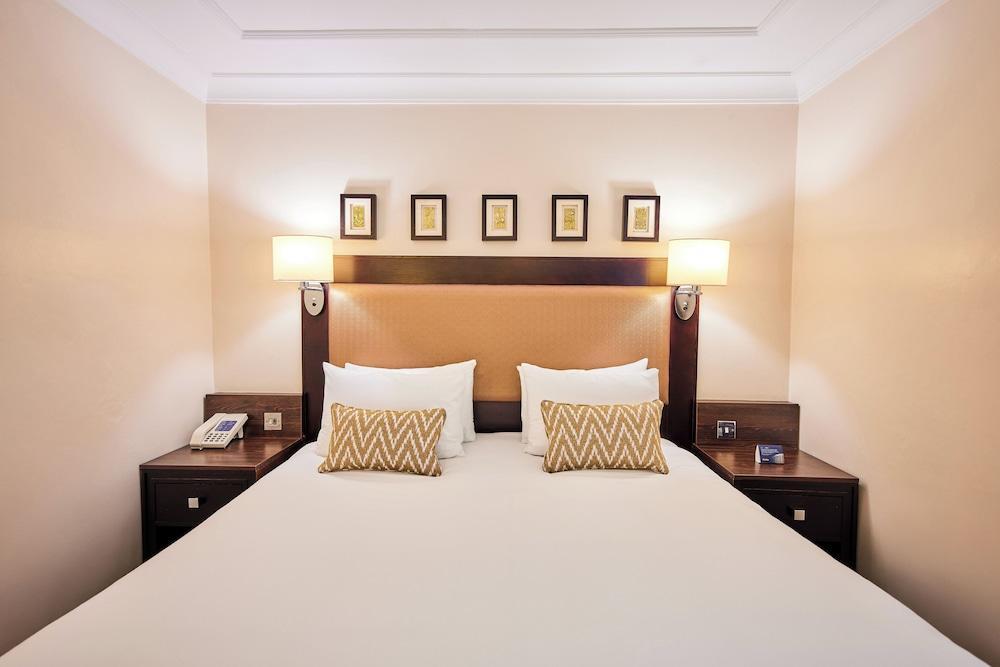 Thistle London Heathrow Terminal 5