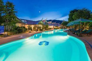Pattra Vill Resort - Tap to explore photos