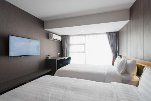 Fyn Hotel Room Type - Deluxe Twin Room