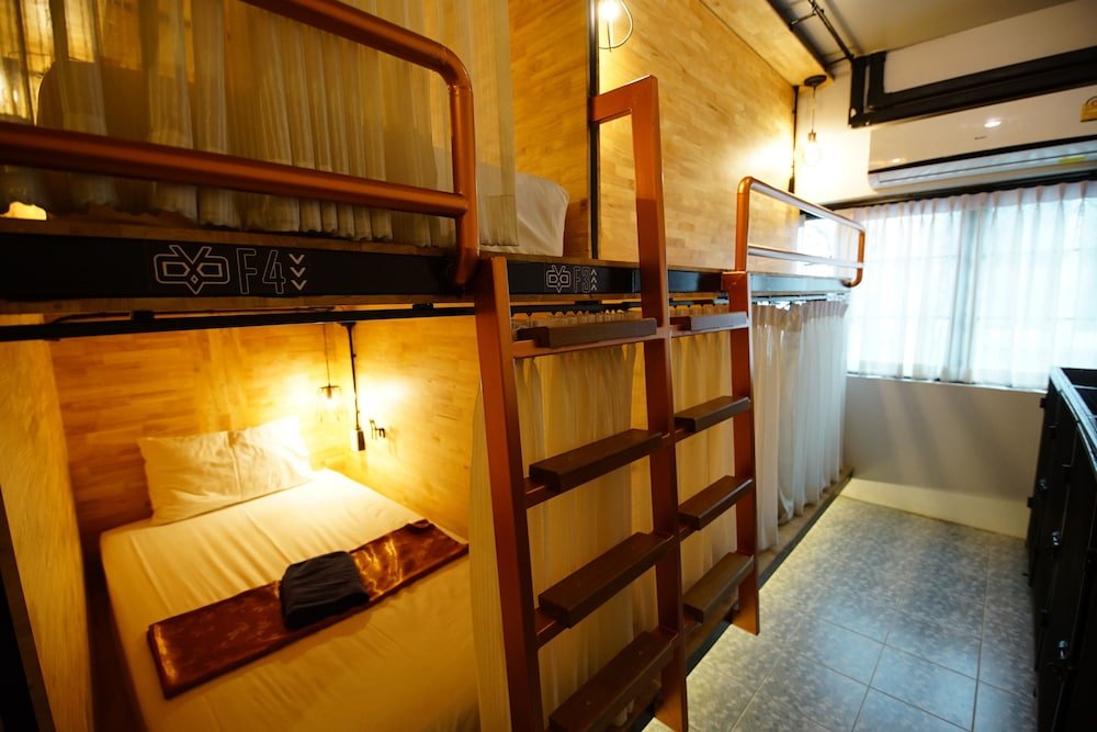 سليب أويل هوستل