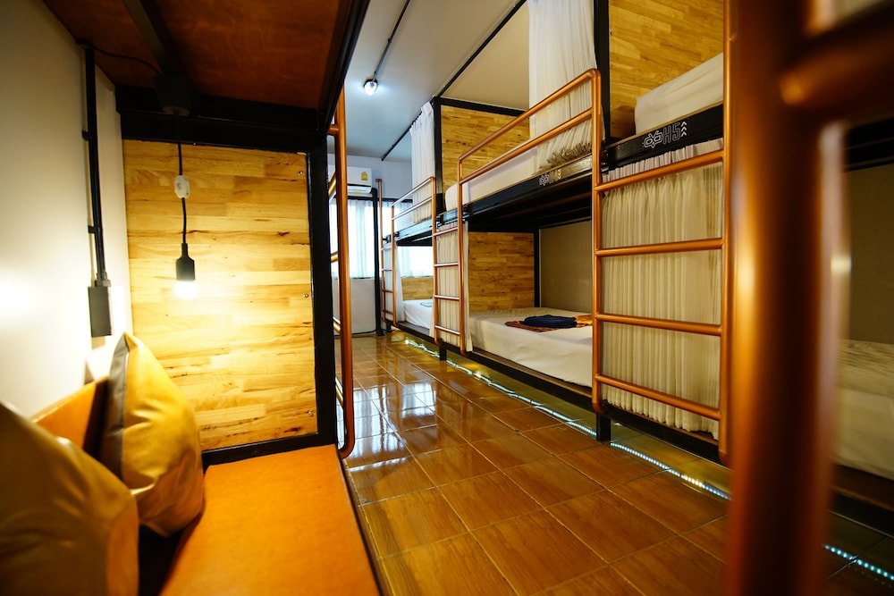 Sleep Owl Hostel Room Type - 11 Bunk Bed Mixed Dorm