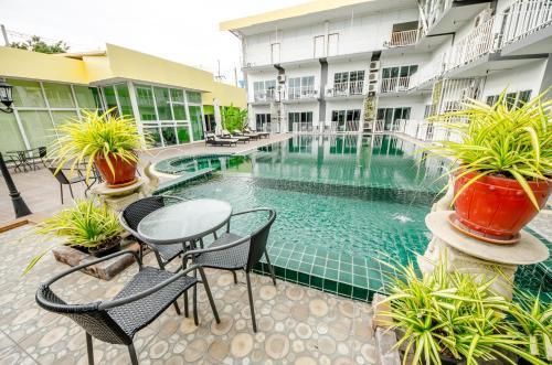 Anantra Resort Pattaya - Tap to explore photos