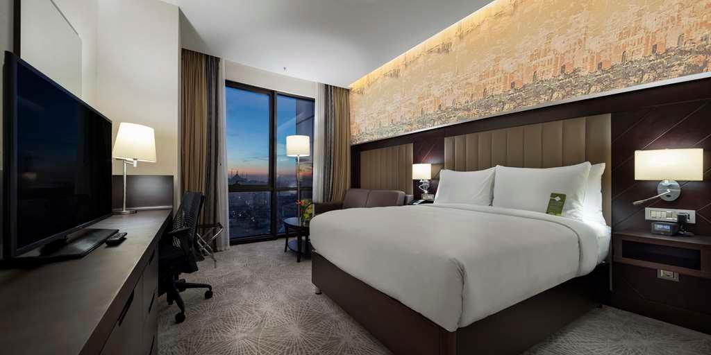 DoubleTree by Hilton Istanbul Umraniye - Tap to explore photos