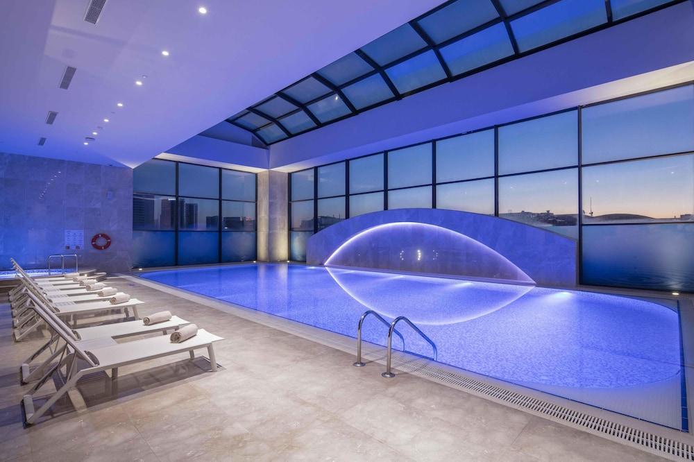 DoubleTree by Hilton Istanbul Umraniye - Tap to explore photos