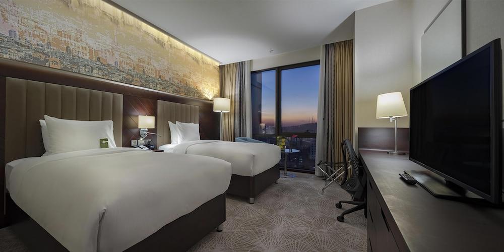 DoubleTree by Hilton Istanbul Umraniye Room Type - Twin Room, 2 Twin Beds