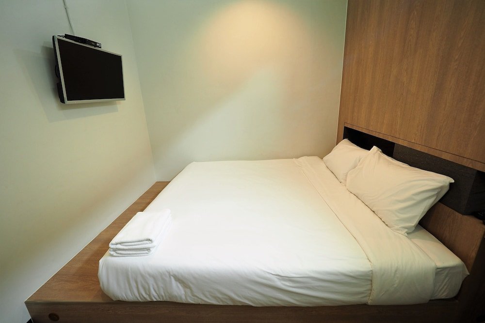 T Hostel at Victory Monument Room Type - Standard Double Room, 1 King Bed