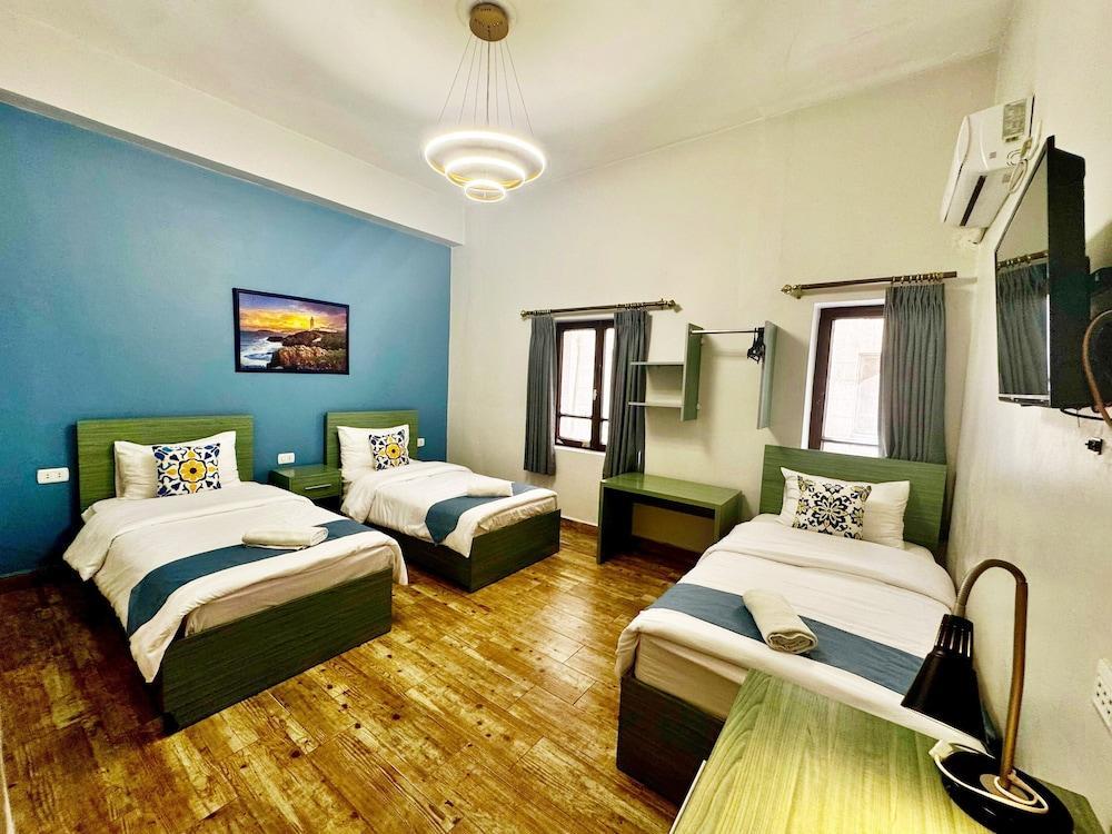 The Sydney Hotel Room Type - Triple Room