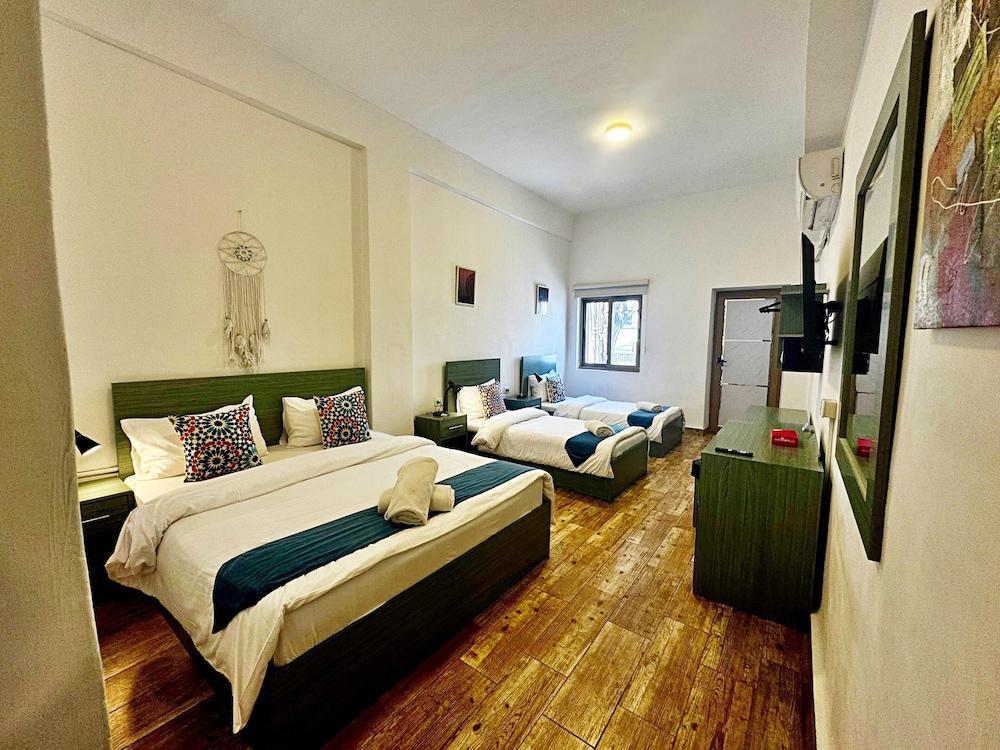 The Sydney Hotel Room Type - Comfort Quadruple Room