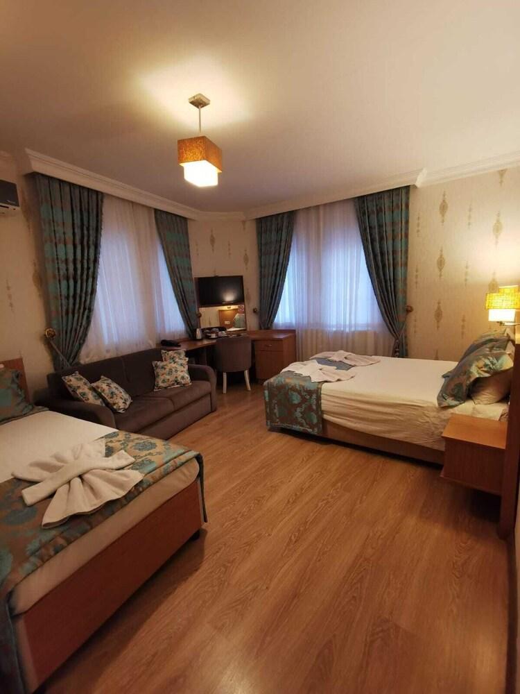 Agora Boutique Hotel & Bistro Room Type - Standard Triple Room