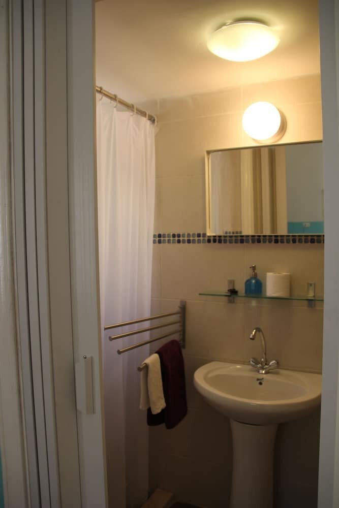 Hawa Guest House - Tap to explore photos