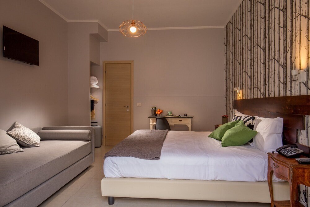 Urban Garden Hotel Room Type - Triple Room Urban Garden Hotel Room Type - Triple Room