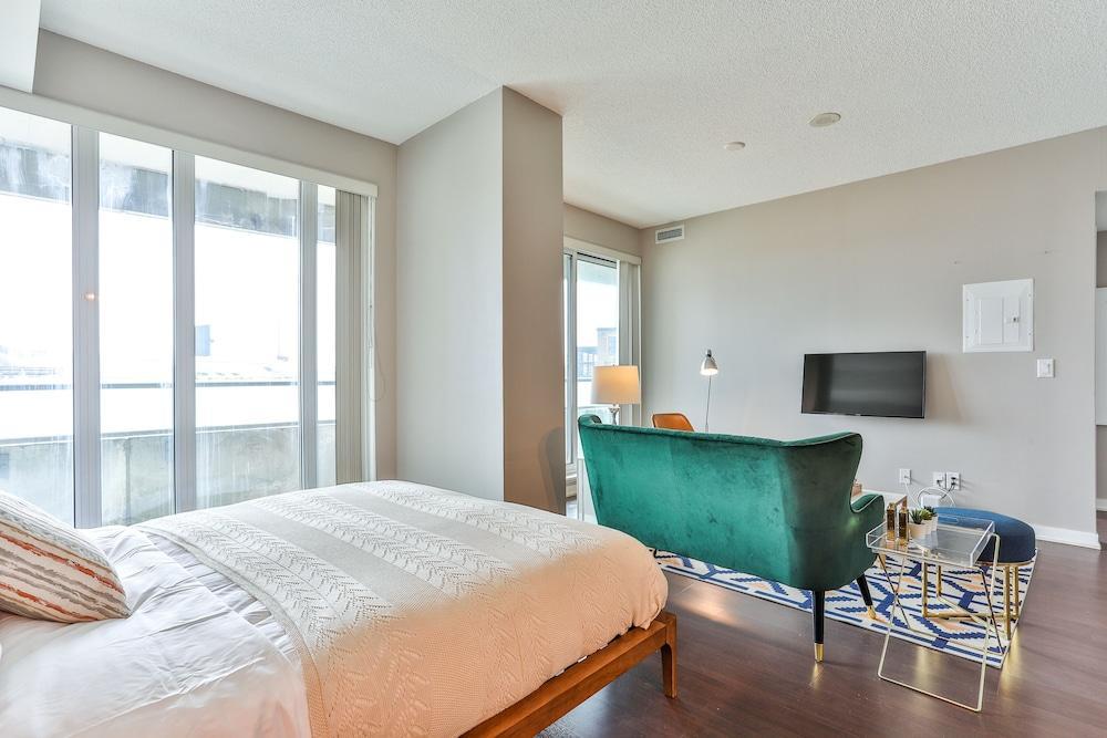 Liberty Village Condo w Parking - Tap to explore photos
