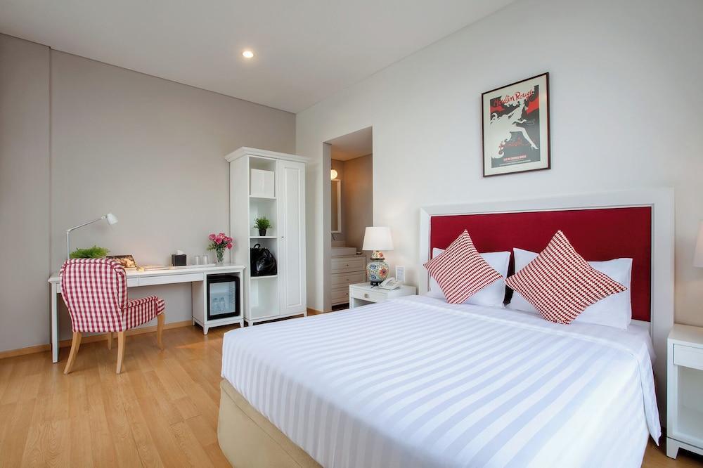 White Tree Residence Room Type - Premier Room