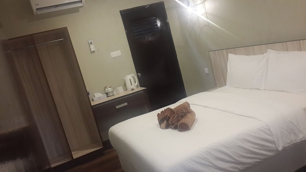 The Chapter Suites & Hotel - Tap to explore photos