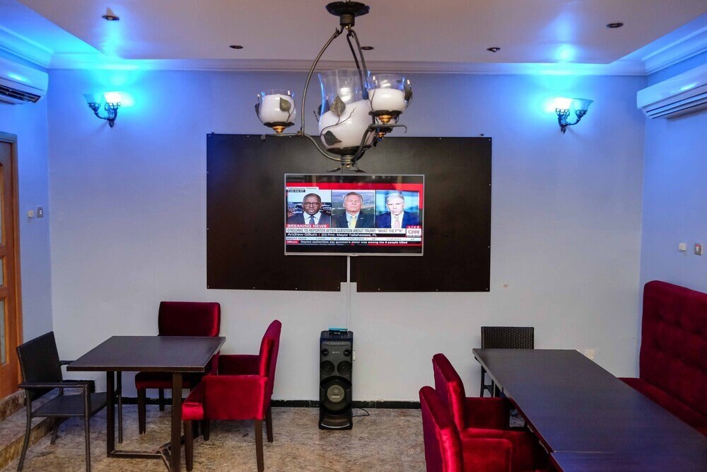 Topaz Luxury Suites & Apartments - Tap to explore photos