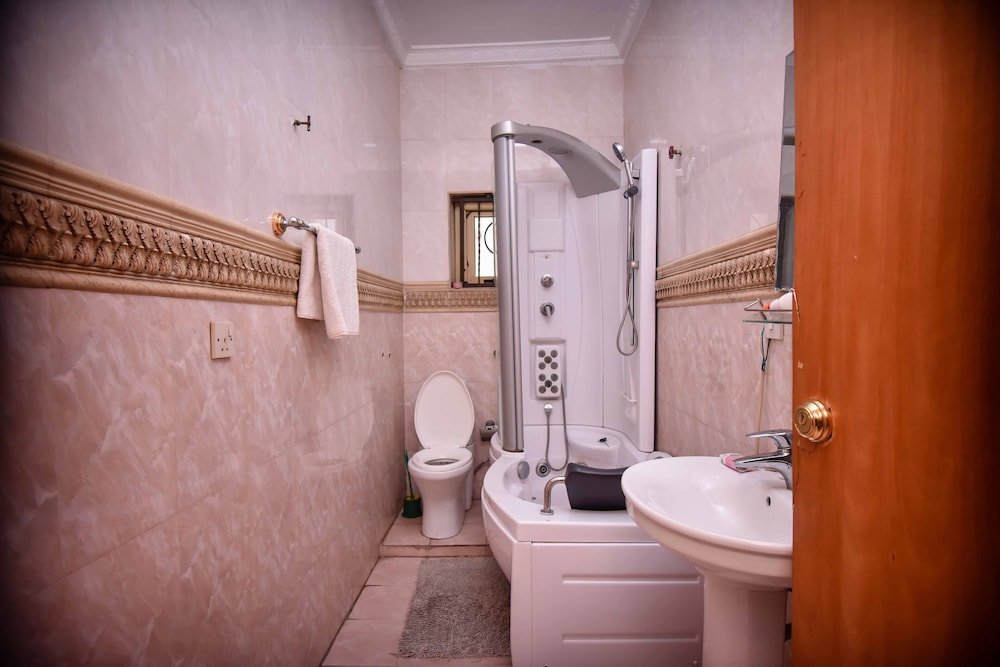 Topaz Luxury Suites & Apartments - Tap to explore photos