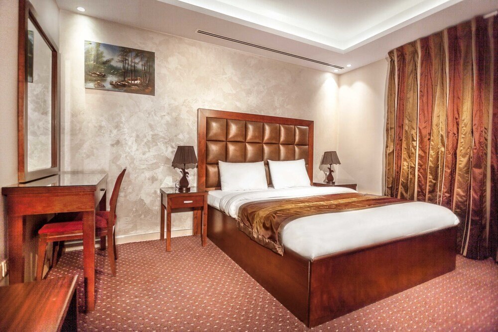 Sofia Suites Hotel Room Type - Junior Suite