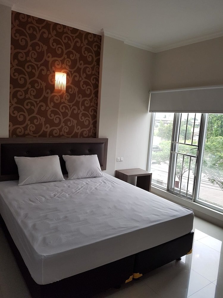 Ethan Hotel Room Type - Suite