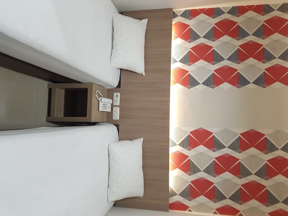 Ethan Hotel Room Type - Standard Twin Room